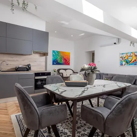 Apartment Rosa *